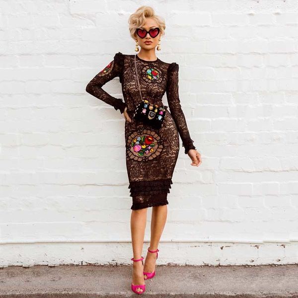 attacked younger female black white lace sleeves applique tight fashion decoration celebrity dress bandage, Black;gray
attacked younger female black white lace sleeves applique tight fashion decoration celebrity dress bandage, Black;gray