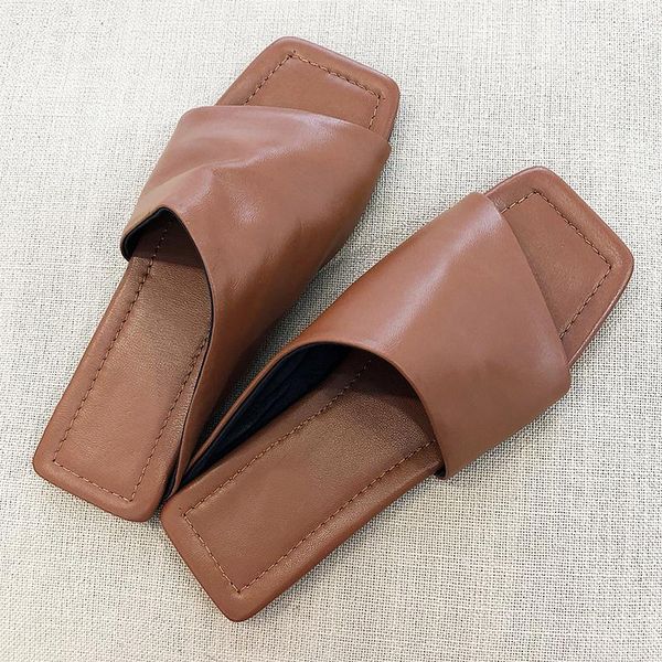 100% cow leather flat women slipper shoes woman punk style summer casual sildes black white brown girl's slippers
100% cow leather flat women slipper shoes woman punk style summer casual sildes black white brown girl's slippers
