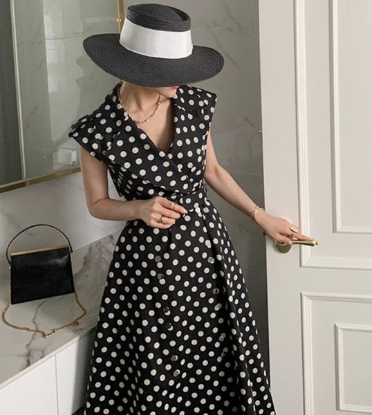 casual dresses korean 2021 women summer vintage turn-down collar double breasted elegant dress sleeveless sashes a-line party, Black;gray
casual dresses korean 2021 women summer vintage turn-down collar double breasted elegant dress sleeveless sashes a-line party, Black;gray