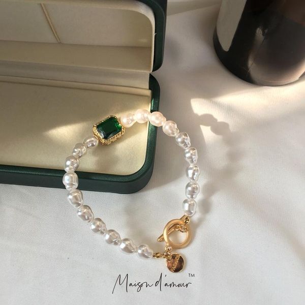 wholesale korean fashion vintage retro baroque luxury pearl bracelet green crystal glass women jewelry link, chain, Black
wholesale korean fashion vintage retro baroque luxury pearl bracelet green crystal glass women jewelry link, chain, Black