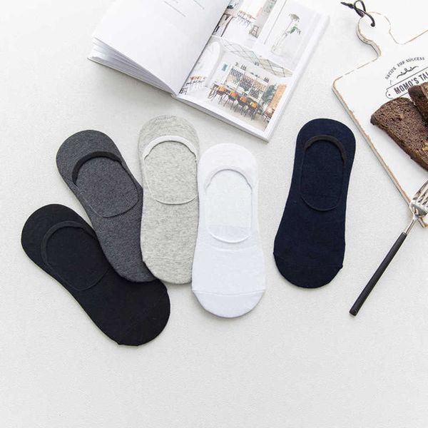 spring and summer solid color shallow mouth slip silicone invisible men's cotton casual socks, Black
spring and summer solid color shallow mouth slip silicone invisible men's cotton casual socks, Black