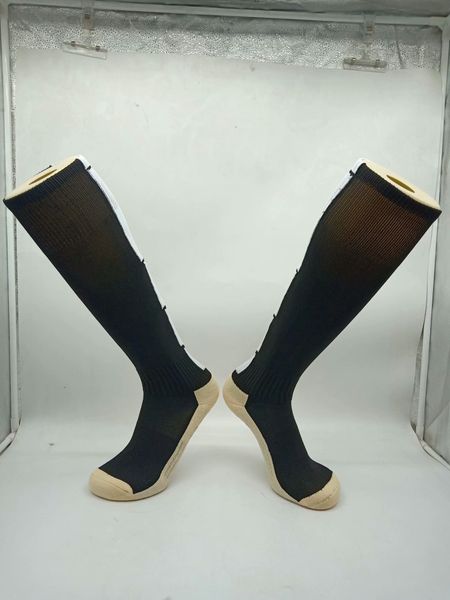 C027#28 long tube20 21 22 adult and children football socks, mixed color cotton non-slip. For more styles, please contact e-commerce, Red
C027#28 long tube20 21 22 adult and children football socks, mixed color cotton non-slip. For more styles, please contact e-commerce, Red