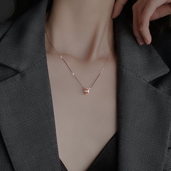fashion necklace light luxury niche design feeling ifashion collarbone chain the new female, Silver
fashion necklace light luxury niche design feeling ifashion collarbone chain the new female, Silver