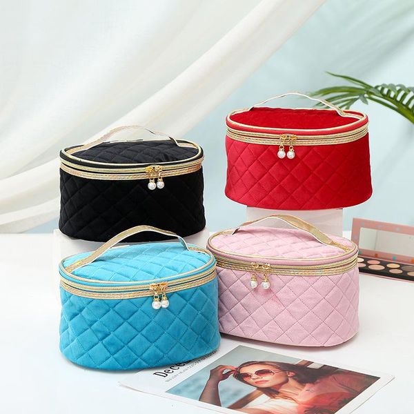 cosmetic bags & cases women travel diamond lattice zipper ladies make up organizer beauty toiletry bag bath wash makeup kit case
cosmetic bags & cases women travel diamond lattice zipper ladies make up organizer beauty toiletry bag bath wash makeup kit case