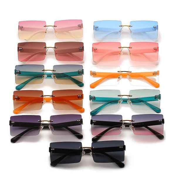 sunglasses 2021 trend square fashion men and women vintage personality rivet jelly color design, White;black
sunglasses 2021 trend square fashion men and women vintage personality rivet jelly color design, White;black