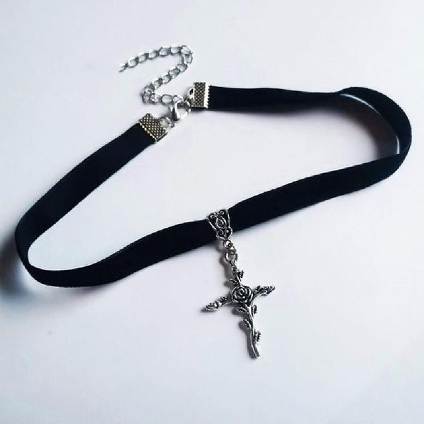 chokers vintage european and american gothic short necklace velvet cross moon, Golden;silver
chokers vintage european and american gothic short necklace velvet cross moon, Golden;silver