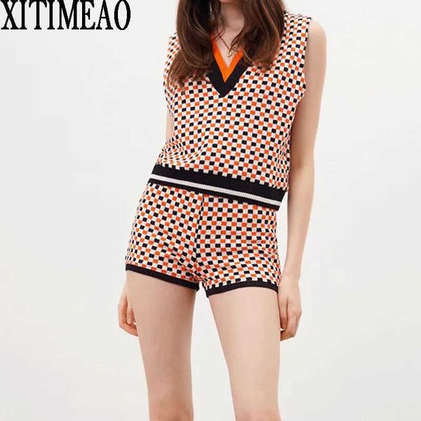 za women fashion check color matching knitted vest sweater v-neck vintage sleeveless female waistcoat and high waisted shorts 210604, Black;white
za women fashion check color matching knitted vest sweater v-neck vintage sleeveless female waistcoat and high waisted shorts 210604, Black;white