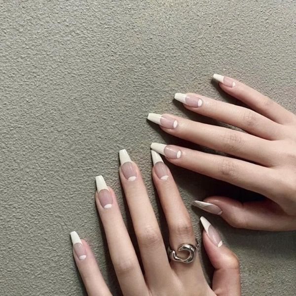 false nails 24pcs/set classical full cover artificial natural french short, Red;gold
false nails 24pcs/set classical full cover artificial natural french short, Red;gold