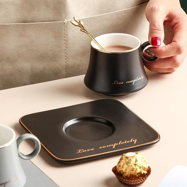 mugs 3pcs ceramic coffee cup and saucer set european style light luxury gold afternoon tea milk juice breakfast spoon gift
mugs 3pcs ceramic coffee cup and saucer set european style light luxury gold afternoon tea milk juice breakfast spoon gift