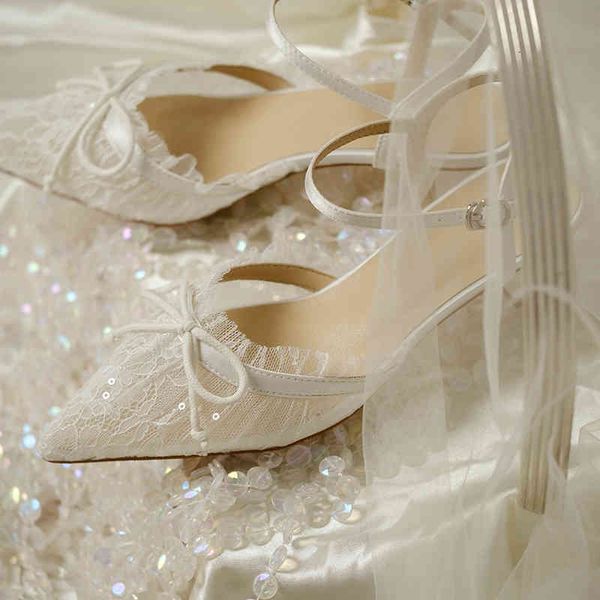 slippers summer white lace mesh gauze folds pointed thick heel bridal wedding shoes banquet dress large size bow female sandals 5v, Black
slippers summer white lace mesh gauze folds pointed thick heel bridal wedding shoes banquet dress large size bow female sandals 5v, Black