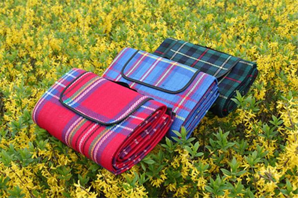 2x1.5m waterproof folding picnic mat moisture-proof nap pad mattress portable lightweight outdoor sand beach pads
2x1.5m waterproof folding picnic mat moisture-proof nap pad mattress portable lightweight outdoor sand beach pads