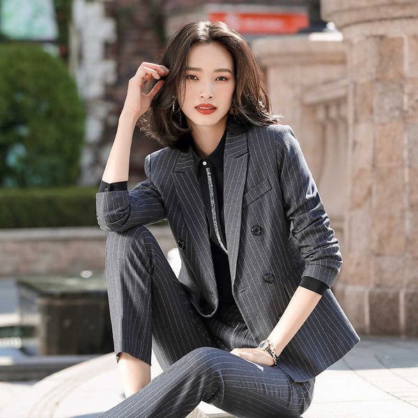 spring and autumn women's professional pants suit office overalls feminine casual striped blazer skirt two-piece 210527, White
spring and autumn women's professional pants suit office overalls feminine casual striped blazer skirt two-piece 210527, White