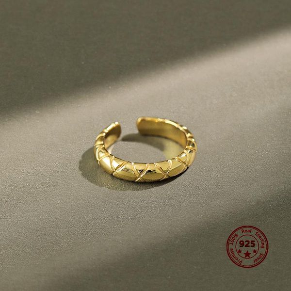 cluster rings s925 sterling silver ring 2021 smooth diamond pattern personalized fashion wild simple style open type suitable for women, Golden;silver
cluster rings s925 sterling silver ring 2021 smooth diamond pattern personalized fashion wild simple style open type suitable for women, Golden;silver