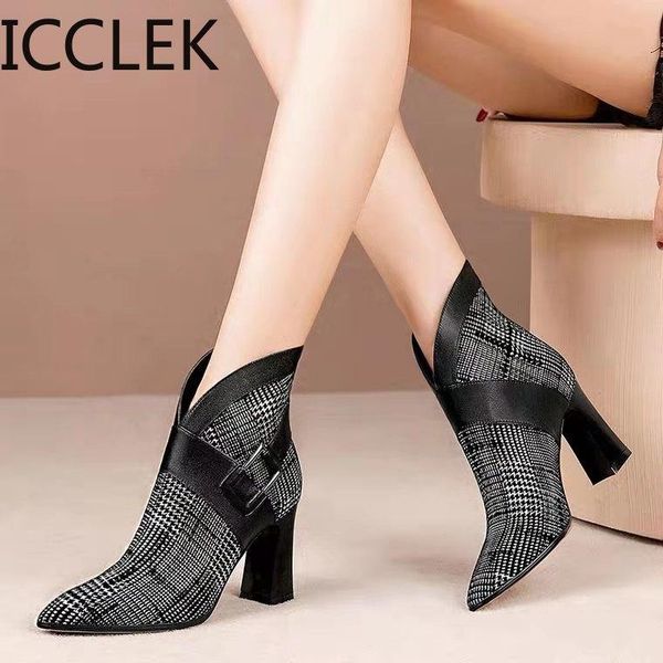 boots women 2021 autumn and winter v-neck high heels ankle shoes leather booties feminina woman wedding party, Black
boots women 2021 autumn and winter v-neck high heels ankle shoes leather booties feminina woman wedding party, Black