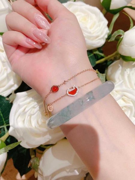 fashion cool new luxury designers guochao wind kirin ruyi lock bracelet women's net red with 18k gold plated red agate chalcedony safet, Black
fashion cool new luxury designers guochao wind kirin ruyi lock bracelet women's net red with 18k gold plated red agate chalcedony safet, Black