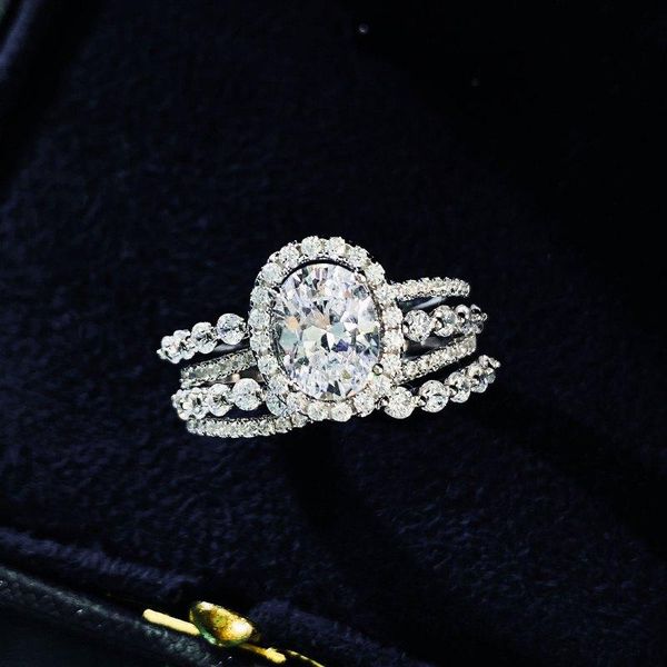 wedding ladies ring romantic sparkling + zircon 925 sterling silver engagement rings for women fine jewelry gift cluster, Golden;silver
wedding ladies ring romantic sparkling + zircon 925 sterling silver engagement rings for women fine jewelry gift cluster, Golden;silver