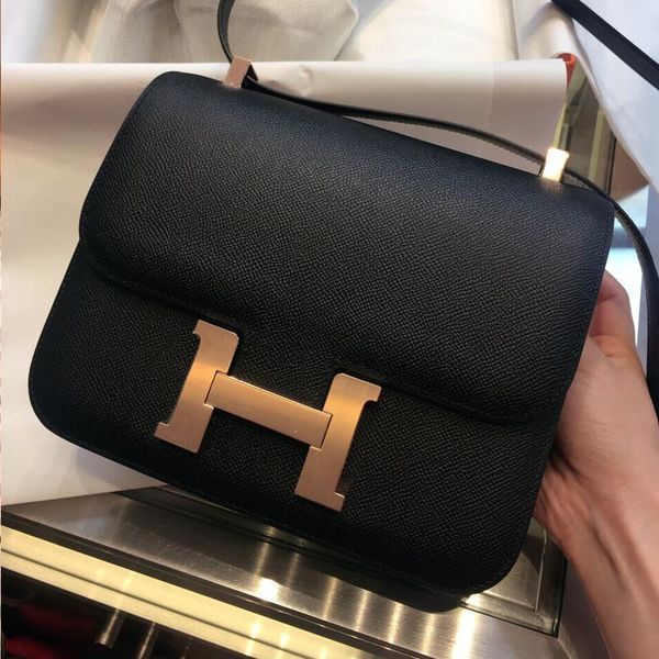 designer handbags h-button kangkang stewardess leather women's bean curd paul herme one shoulder messenger bag, small square bb
designer handbags h-button kangkang stewardess leather women's bean curd paul herme one shoulder messenger bag, small square bb