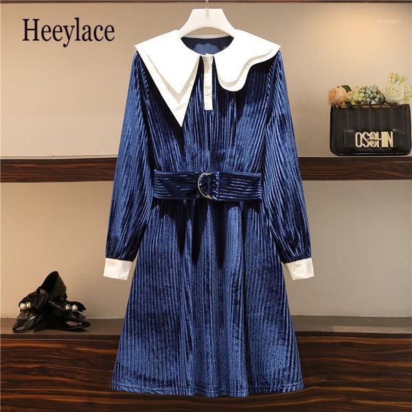 plus size women autumn winter vintage blue velvet dress 2021 asymmetrical navy collar long sleeve loose casual striped dresses, Black;gray
plus size women autumn winter vintage blue velvet dress 2021 asymmetrical navy collar long sleeve loose casual striped dresses, Black;gray
