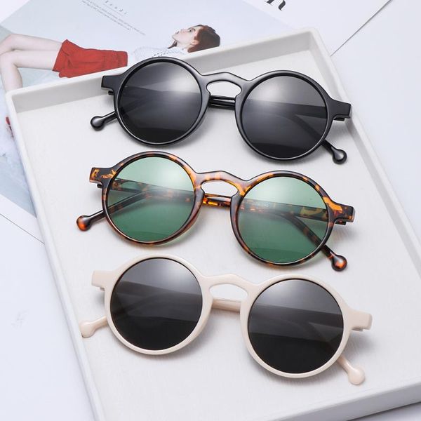 outdoor eyewear 1pc fashion retro round sunglasses brand designer vintage small frame sun glasses korean style driving uv400
outdoor eyewear 1pc fashion retro round sunglasses brand designer vintage small frame sun glasses korean style driving uv400