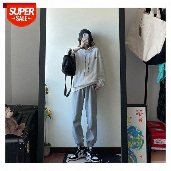 women's sports casual pants loose straight binding feet han xian wild waist gray trousers women #y55a, Black;white 
women's sports casual pants loose straight binding feet han xian wild waist gray trousers women #y55a, Black;white