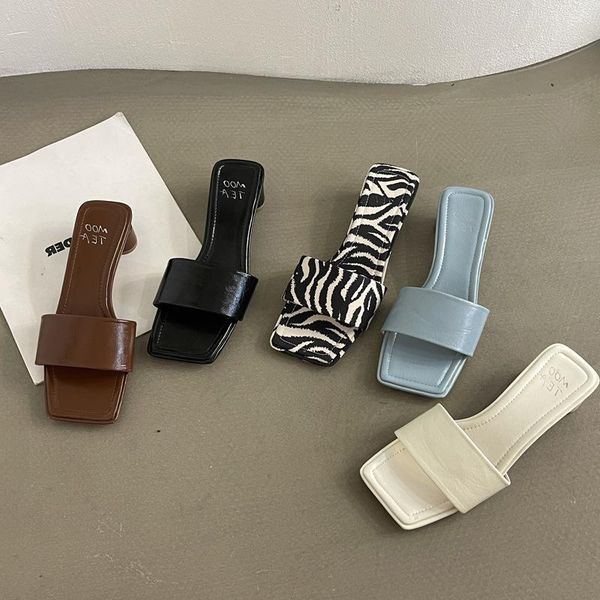 slippers rubber flip flops low shoes soft square heel shallow slides slipers women hawaiian comfort block 2021 hoof heels fabric, Black
slippers rubber flip flops low shoes soft square heel shallow slides slipers women hawaiian comfort block 2021 hoof heels fabric, Black