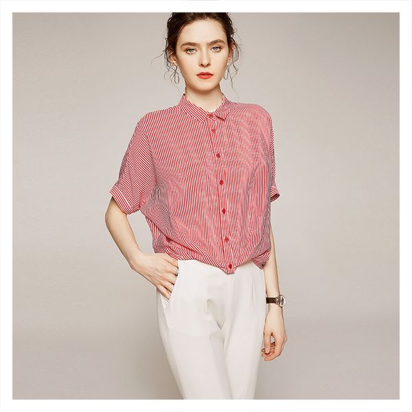 blouses 2021 fashion summer elegant silk cardigan lapel straight blouse for women, White
blouses 2021 fashion summer elegant silk cardigan lapel straight blouse for women, White