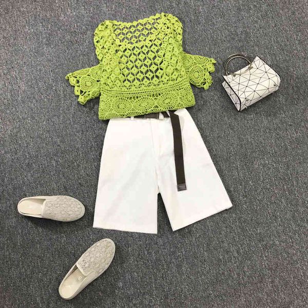 summer elegant ladies two-piece set female plus size hook flower hollow lace and belt shorts women's suits 210525, White
summer elegant ladies two-piece set female plus size hook flower hollow lace and belt shorts women's suits 210525, White