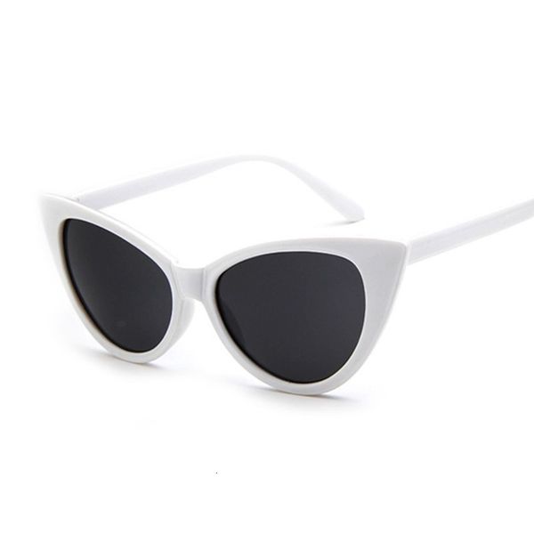 sunglasses retro cat eye women classic black white ladies sun glasses vintage cateye frame gradient oculos de sol femininoÂ, White;black
sunglasses retro cat eye women classic black white ladies sun glasses vintage cateye frame gradient oculos de sol femininoÂ, White;black
