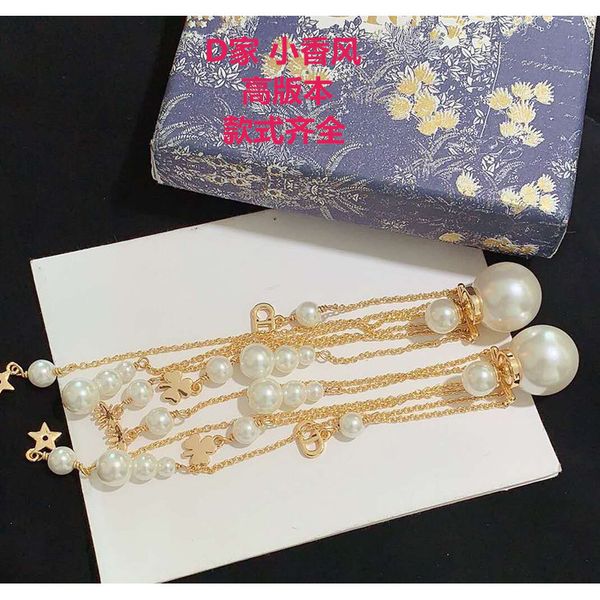 tina clover d family bee tassel pearl earrings 925 sier needle female jewelry high version, Golden
tina clover d family bee tassel pearl earrings 925 sier needle female jewelry high version, Golden