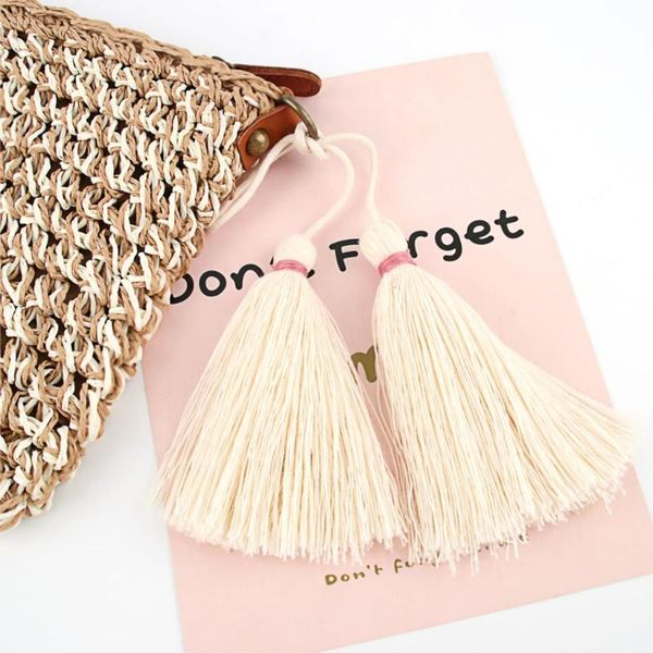 keychains 1pc minimalism bohemian white tassels bag keychain diy women gift keyring jewlery drop e2466/e2467, Silver
keychains 1pc minimalism bohemian white tassels bag keychain diy women gift keyring jewlery drop e2466/e2467, Silver