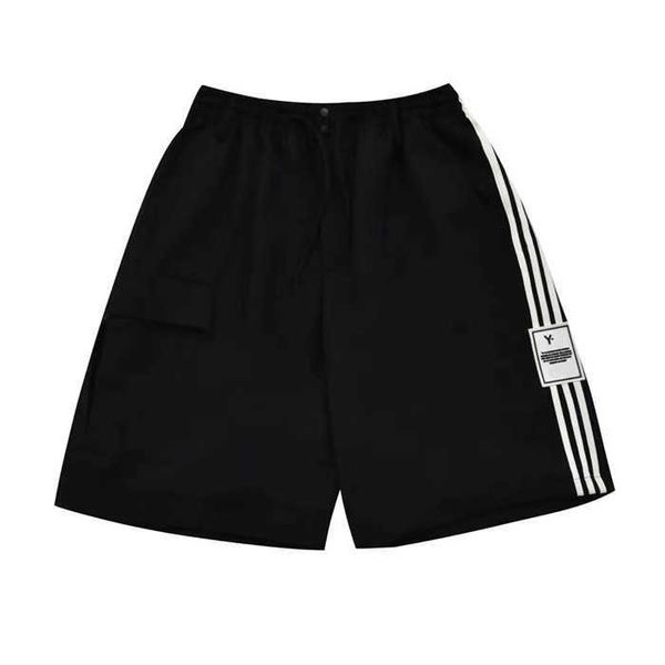 fashion outlet 21ss chrome fengchao brand summer y family yamamoto three bar color matching pocket tooling shorts versatile capris men, White;black
fashion outlet 21ss chrome fengchao brand summer y family yamamoto three bar color matching pocket tooling shorts versatile capris men, White;black
