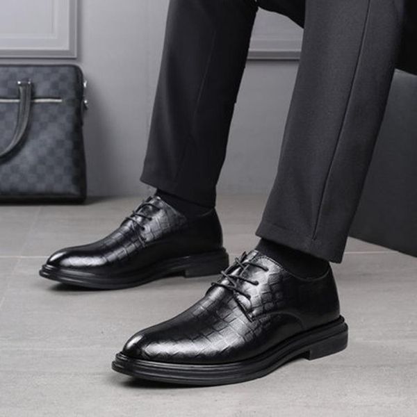 men's leather shoes low-business office trend black brown casual for men breathable lace-up dress
men's leather shoes low-business office trend black brown casual for men breathable lace-up dress