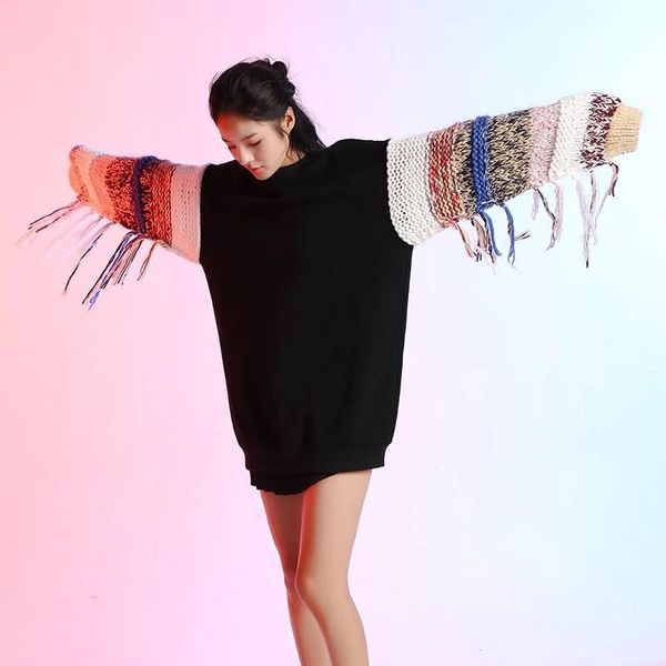 women's sweaters 2021 spring harajuku tassel women knitted sweater pullover striped sleeve patchwork female streetwear loose jumper clo, White;black
women's sweaters 2021 spring harajuku tassel women knitted sweater pullover striped sleeve patchwork female streetwear loose jumper clo, White;black