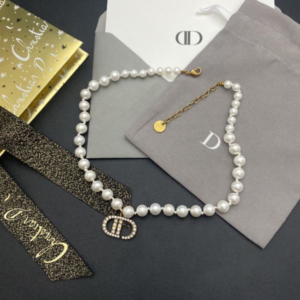 designer jewelry new pearl inlaid geometric necklace women's celebrity temperament tide brand water wave chain simple necklace, Silver
designer jewelry new pearl inlaid geometric necklace women's celebrity temperament tide brand water wave chain simple necklace, Silver