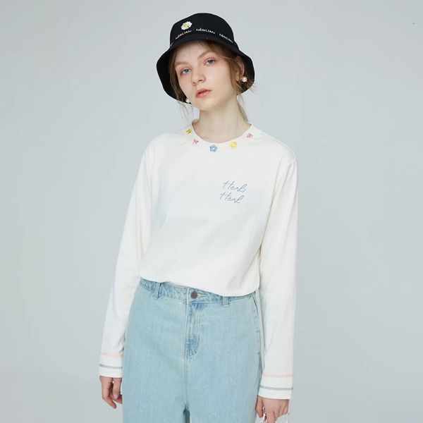2021 early autumn flower embroidery signature printing long-sleeved t-shirt round neck loose 1red, White
2021 early autumn flower embroidery signature printing long-sleeved t-shirt round neck loose 1red, White