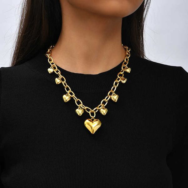 retro stands strings creative exaggerated aluminum chain heart necklace european and american trend geometric metal pendant jewelry, Black
retro stands strings creative exaggerated aluminum chain heart necklace european and american trend geometric metal pendant jewelry, Black
