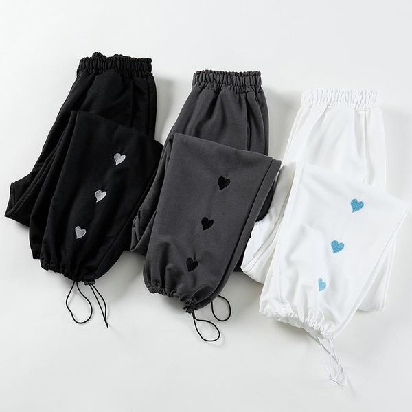 women's pants & capris tide chic love heart embroidery woman high elastic waist drawstring sweatpants autumn 2021 fashion casual pantal, Black;white
women's pants & capris tide chic love heart embroidery woman high elastic waist drawstring sweatpants autumn 2021 fashion casual pantal, Black;white
