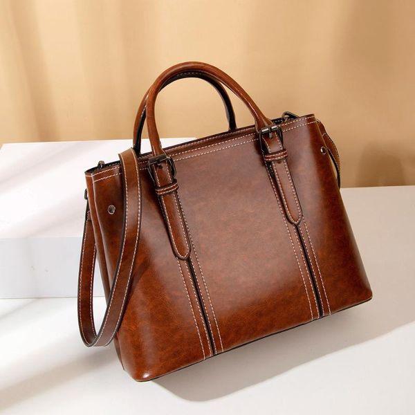 evening bags mtong women's shoulder bag 2021 fashion pu girls handbag creative large capacity oil wax leather shopping mochila
evening bags mtong women's shoulder bag 2021 fashion pu girls handbag creative large capacity oil wax leather shopping mochila