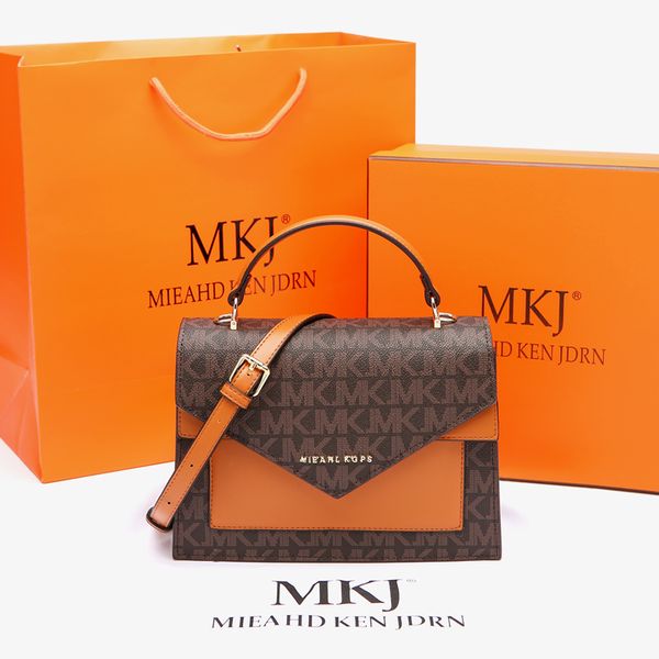 women crossbody handbags messenger bags cover rivet girls fashion shoulder bag ladies leather mkj080
women crossbody handbags messenger bags cover rivet girls fashion shoulder bag ladies leather mkj080