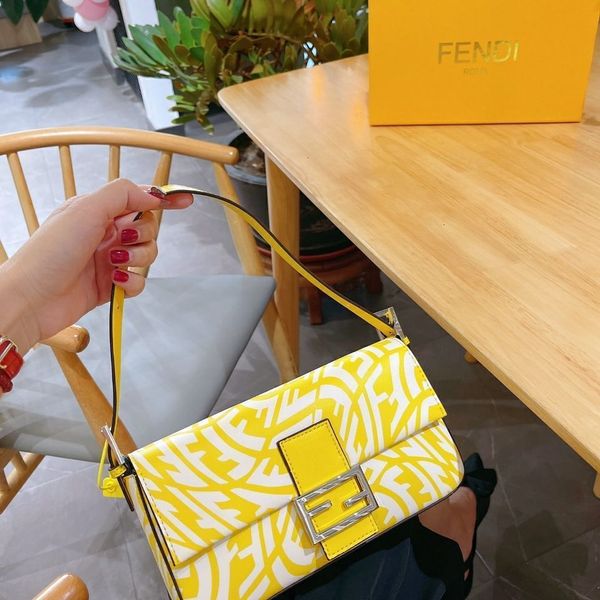 women luxurys designers simon women's french stick fashion retro handbag messenger bag bright color youth vitality versatile
women luxurys designers simon women's french stick fashion retro handbag messenger bag bright color youth vitality versatile