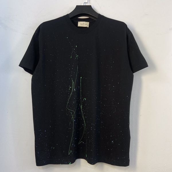 high version fashion fog multi thread splash graffiti printing essentials round neck short sleeve t-shirt tee, White;black
high version fashion fog multi thread splash graffiti printing essentials round neck short sleeve t-shirt tee, White;black