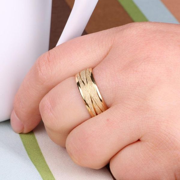 wedding rings gold and silver color stainless steel for women men shining finger ring whole sale fashion jewelry 2021, Slivery;golden
wedding rings gold and silver color stainless steel for women men shining finger ring whole sale fashion jewelry 2021, Slivery;golden