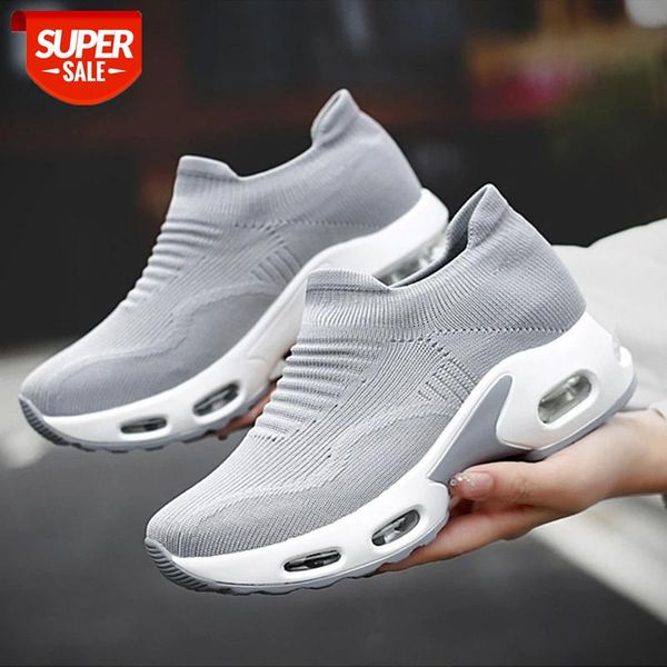 2020 women sneakers slip on summer plus size new breathable mesh solid walking shoes lightweight sports casual vulcanized shoes #vu5x
2020 women sneakers slip on summer plus size new breathable mesh solid walking shoes lightweight sports casual vulcanized shoes #vu5x