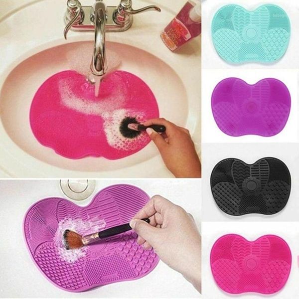 environmental protection silicone makeup tool platform to clean brush hand make up scrubbing pad1
environmental protection silicone makeup tool platform to clean brush hand make up scrubbing pad1