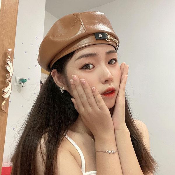 berets 2021 beret hats for women autumn winter pu leather simplicity fashion metal buckle beanie hat street painter, Blue;gray
berets 2021 beret hats for women autumn winter pu leather simplicity fashion metal buckle beanie hat street painter, Blue;gray