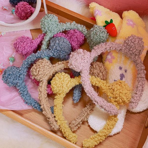 Hair Clips & Barrettes Korean Minimalist Style Bear Ear Catch Clip Women Bath Accessories, Golden;silver
Hair Clips & Barrettes Korean Minimalist Style Bear Ear Catch Clip Women Bath Accessories, Golden;silver