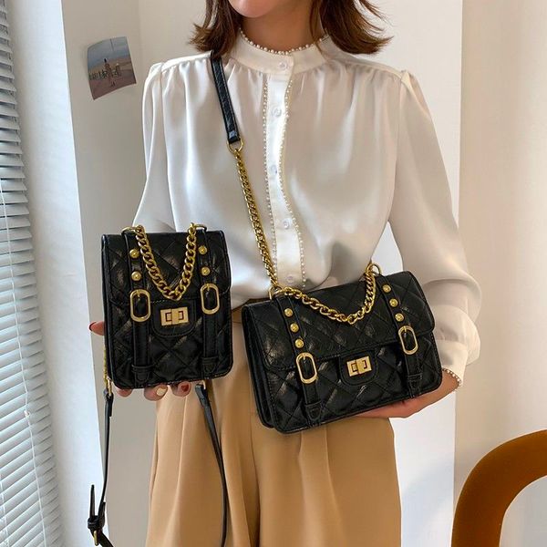 shopping belt buckle popular selling product fashion small square bag mobile phone bag personality all-match shopping bag chain crossbod
shopping belt buckle popular selling product fashion small square bag mobile phone bag personality all-match shopping bag chain crossbod