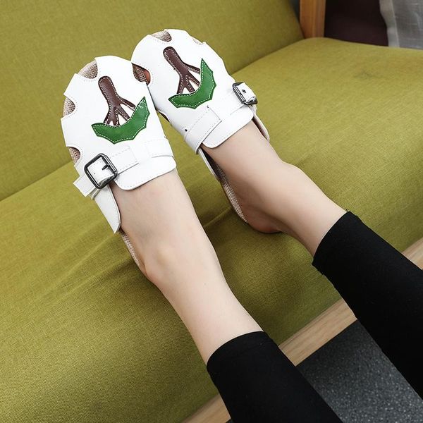 slippers female summer vogue wears cartoon outside cool slipper, fund hollow out is lovely student bottom hole slipper, Black
slippers female summer vogue wears cartoon outside cool slipper, fund hollow out is lovely student bottom hole slipper, Black