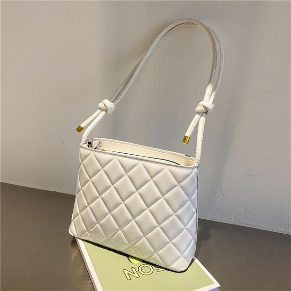 evening bags large women's bag capacity shoulder pu leather ladies wild sac a main femme
evening bags large women's bag capacity shoulder pu leather ladies wild sac a main femme
