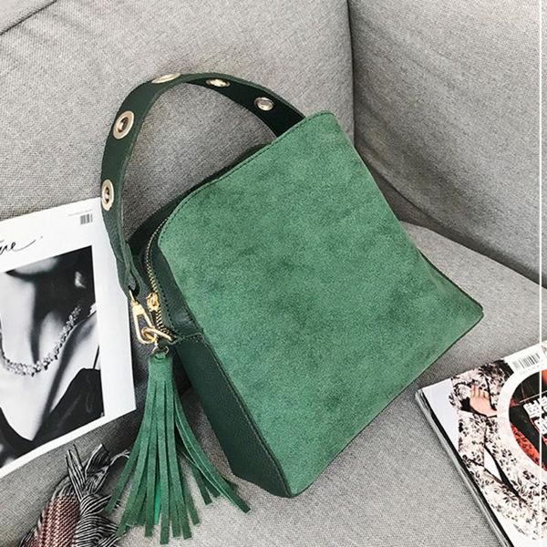 waist bags 2021 fashion scrub women bucket bag vintage tassel messenger retro shoulder simple crossbody tote
waist bags 2021 fashion scrub women bucket bag vintage tassel messenger retro shoulder simple crossbody tote